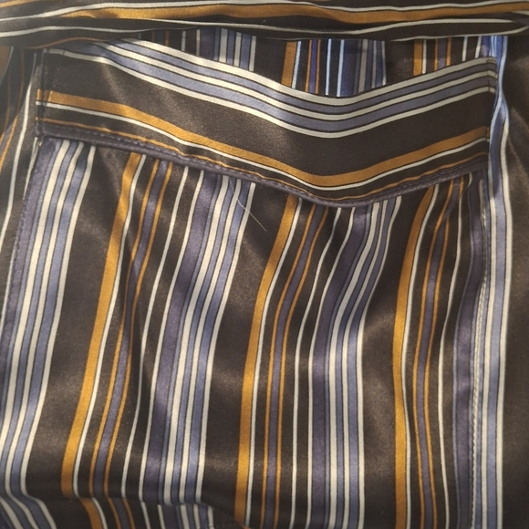 Silk Robe - Picture 2 of 5